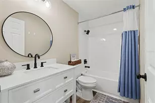 102 Shore Dr E, Oldsmar, FL 34677 - Photo 15