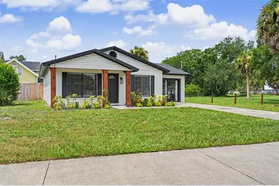 102 Shore Drive E, Oldsmar, FL 34677 - Photo 1