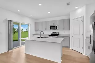 224 Streamwater Wy, Groveland, FL 34736 - Photo 9