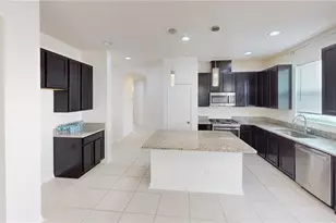 8331 Bayliss Ct, Orlando, FL 32825 - Photo 5