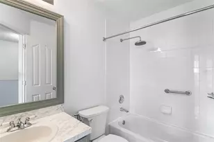 10112 Farmingdale Pl, Tampa, FL 33624 - Photo 11