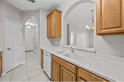 1351 Venezia Court #301, Davenport, FL 33896 - Photo 5