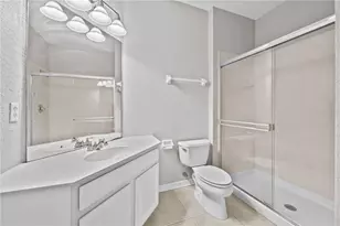 1351 Venezia Ct, Davenport, FL 33896 - Photo 11