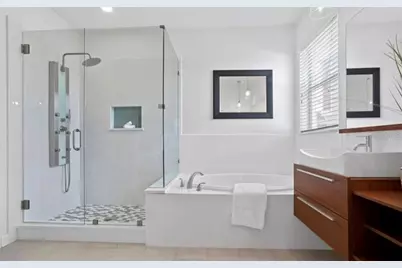 19311 Prairie Tree Place, Tampa, FL 33647 - Photo 19