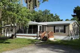 129 Patrician Pl, Satsuma, FL 32189 - Photo 1