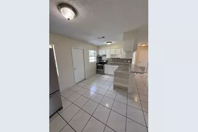 204 La Paz Drive, Kissimmee, FL 34743 - Photo 7