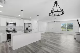 318 Eucalyptus Rd, Lake Wales, FL 33898 - Photo 3