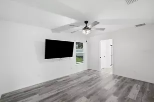 318 Eucalyptus Rd, Lake Wales, FL 33898 - Photo 11