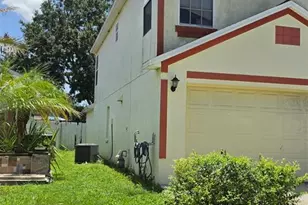 2261 Blue Sapphire Cir, Orlando, FL 32837 - Photo 5