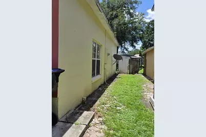 2261 Blue Sapphire Circle, Orlando, FL 32837 - Photo 3