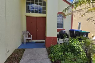 2261 Blue Sapphire Cir, Orlando, FL 32837 - Photo 3