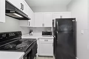 202 E South St, Orlando, FL 32801 - Photo 13