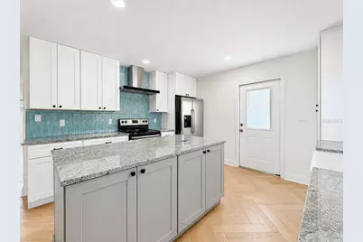 4305 W Bay Avenue, Tampa, FL 33616 - Photo 9