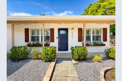 4305 W Bay Avenue, Tampa, FL 33616 - Photo 1