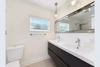 4305 W Bay Avenue, Tampa, FL 33616 - Photo 21