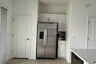 8768 Daybreak St, Sarasota, FL 34241 - Photo 9