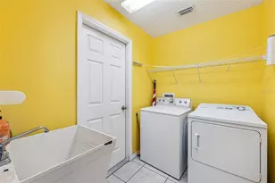 2270 Carson Ln, Deltona, FL 32738 - Photo 17