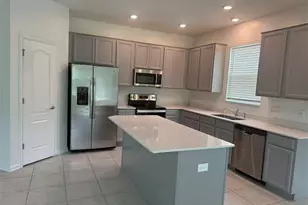 16493 Champlain St, Clermont, FL 34714 - Photo 5