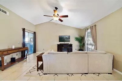 13953 Fox Meadow Drive, Orlando, FL 32826 - Photo 7