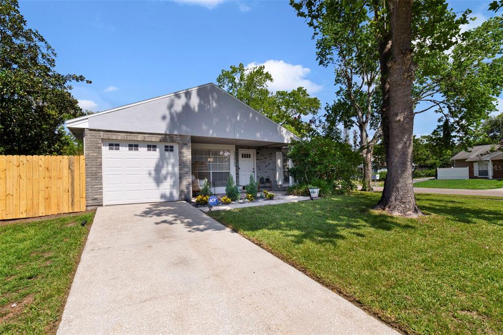 13953 Fox Meadow Dr - 13953 Fox Meadow Dr, Orlando, FL 32826 Luxury Property | Jose Angel Pina