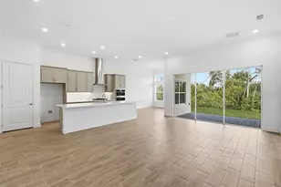 911 Signet Dr, Apollo Beach, FL 33572 - Photo 5