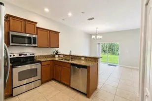 11155 Savannah Landing Cir, Orlando, FL 32832 - Photo 7