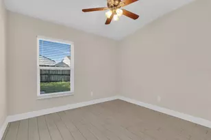 1119 Tyler Lake Cir, Orlando, FL 32839 - Photo 11