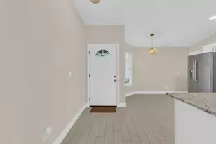 1119 Tyler Lake Cir, Orlando, FL 32839 - Photo 3