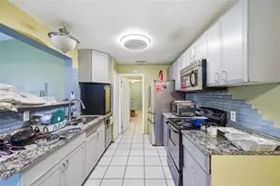 6923 Colony Oaks Ln, Orlando, FL 32818 - Photo 9