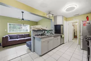 6923 Colony Oaks Ln, Orlando, FL 32818 - Photo 7