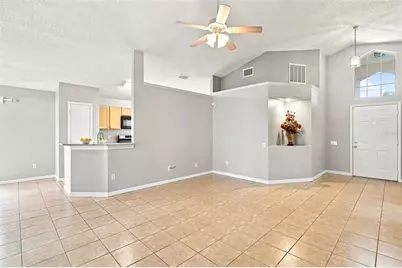 10718 Cherry Oak Circle, Orlando, FL 32817 - Photo 9