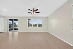 9426 Lamine Wy, Parrish, FL 34219 - Photo 5
