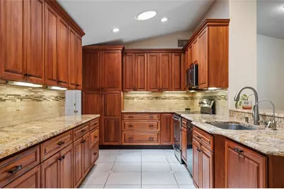 9220 Eastport Terrace, Orlando, FL 32817 - Photo 17