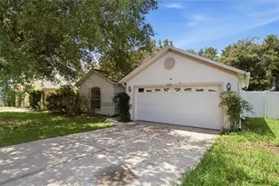 2255 Merry Rd, Tavares, FL 32778 - Photo 3