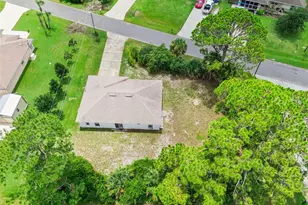 3403 Queen Palm Dr, Edgewater, FL 32141 - Photo 31