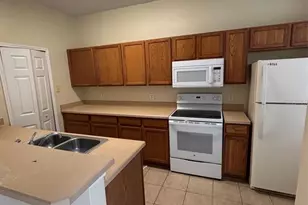 2417 Temple Grove Ln, Kissimmee, FL 34741 - Photo 3