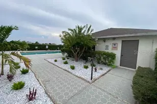 82 Lakepointe Cir, Kissimmee, FL 34743 - Photo 35