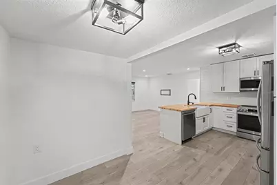 131 Emerald Lane, Largo, FL 33771 - Photo 13