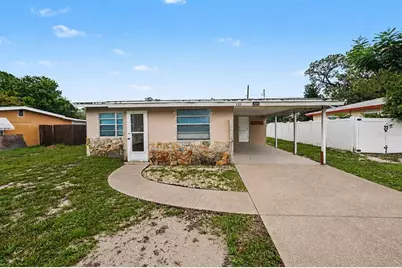 131 Emerald Lane, Largo, FL 33771 - Photo 1