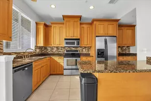 4336 Spinnaker Cove Ln, Tampa, FL 33615 - Photo 9