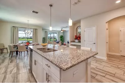 4793 Kings Castle Circle, Kissimmee, FL 34746 - Photo 9