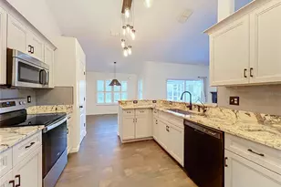 9418 Meadow Crest Ln, Clermont, FL 34711 - Photo 21