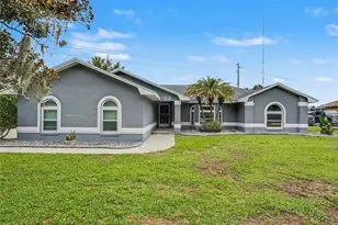6736 Nells Way, Lakeland, FL 33813 - Photo 3