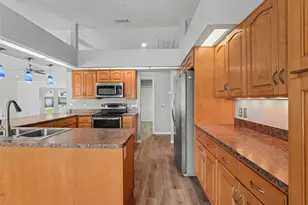 6736 Nells Way, Lakeland, FL 33813 - Photo 9