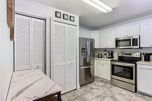 8825 Coral Palms Ct, Kissimmee, FL 34747 - Photo 5