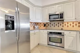 7593 Gathering Dr, Kissimmee, FL 34747 - Photo 9