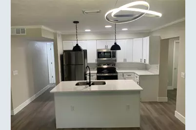 1915 Weeks Avenue, Orlando, FL 32806 - Photo 3