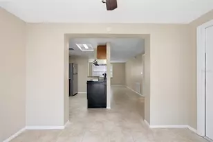 3453 Wilson Dr, Holiday, FL 34691 - Photo 11