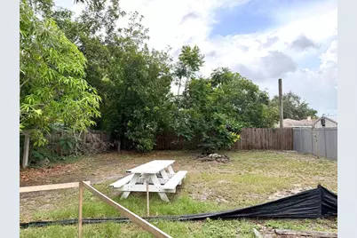 2101 Rose Street, Sarasota, FL 34239 - Photo 5