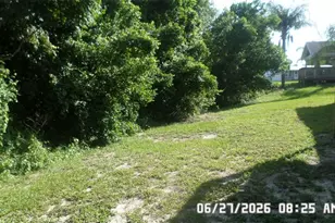 1638 W Akron Dr, Deltona, FL 32725 - Photo 13